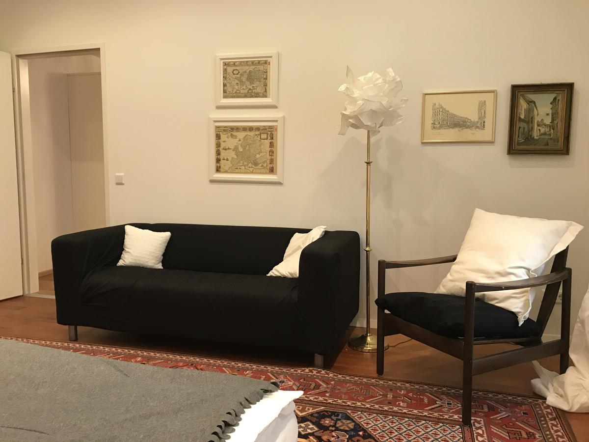 Premarental Apartment 1 Wina Bagian luar foto
